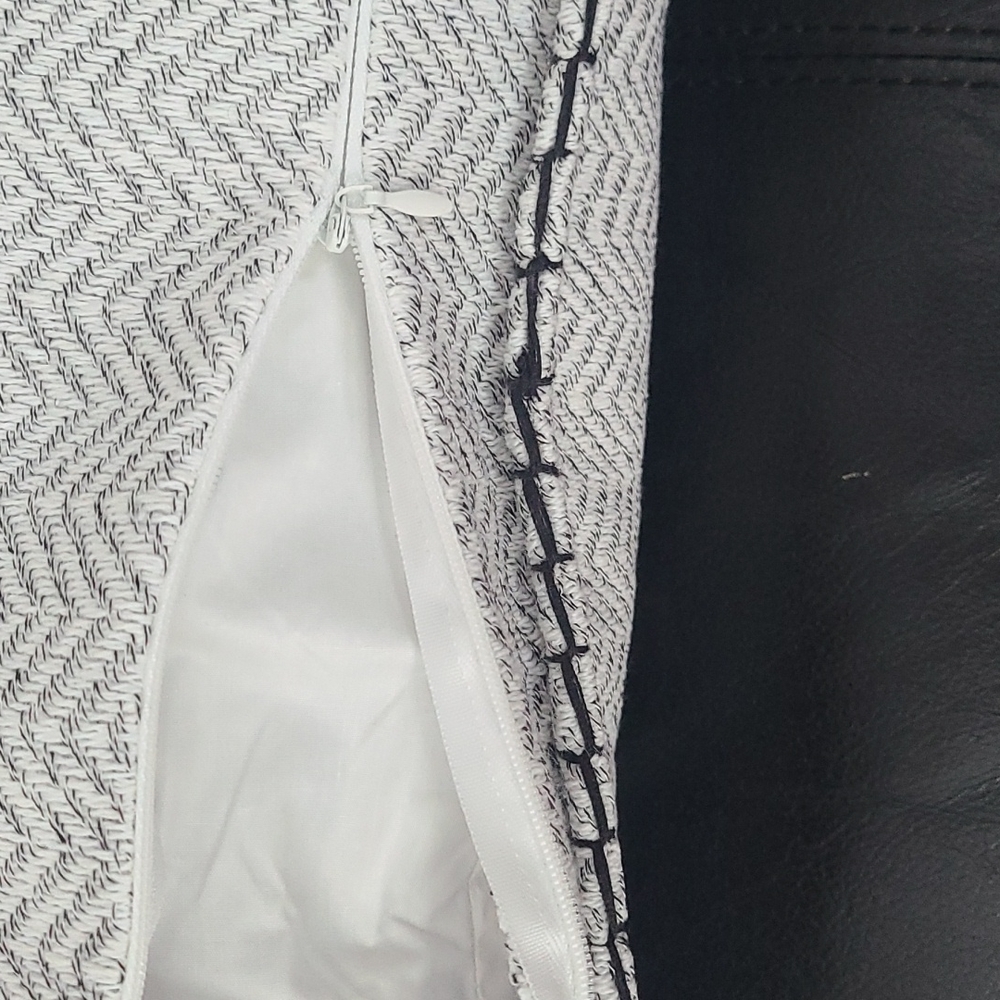 Sonoma Feather Accent Throw Pillow. 20 x 20.  NWT.  Gray/White/ Black - Picture 4 of 4